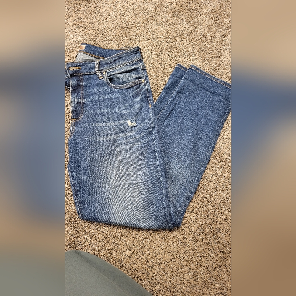 KUT Catherine sz 10 ladies. Midrise boyfriend cut, like new, LOVE THESE
